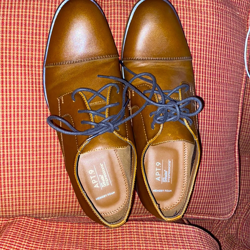 Apt 9 dress shoes, worn once